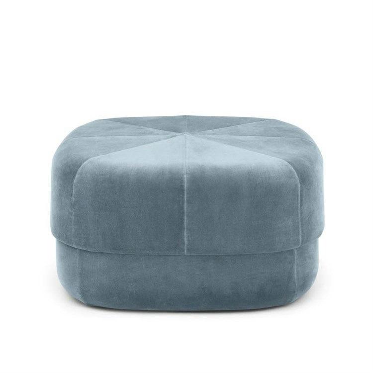 Normann Copenhagen Circus Puf i Lyseblå - Farverigt Design