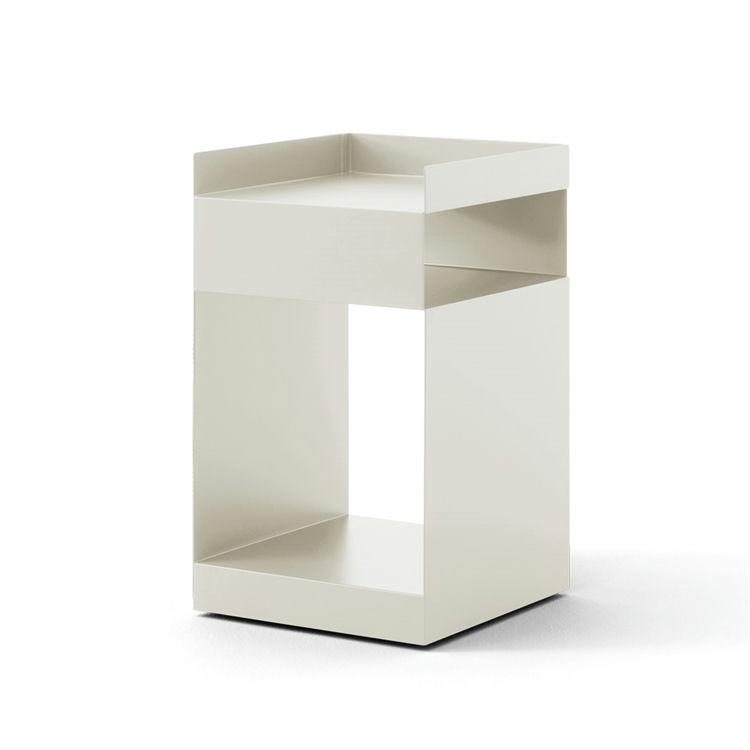 Andtradition Rotate SC73 Rullebord i Ivory - Stilfuldt design!
