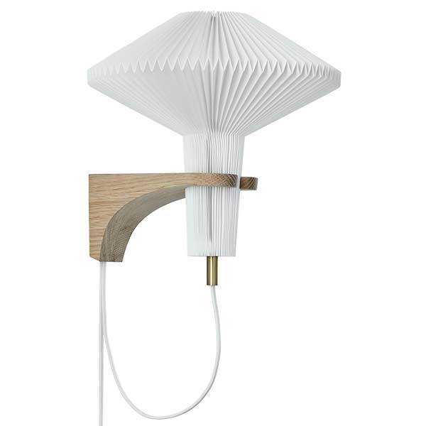 Le Klint 204 Væglampe - Lys Eg  5703387204010